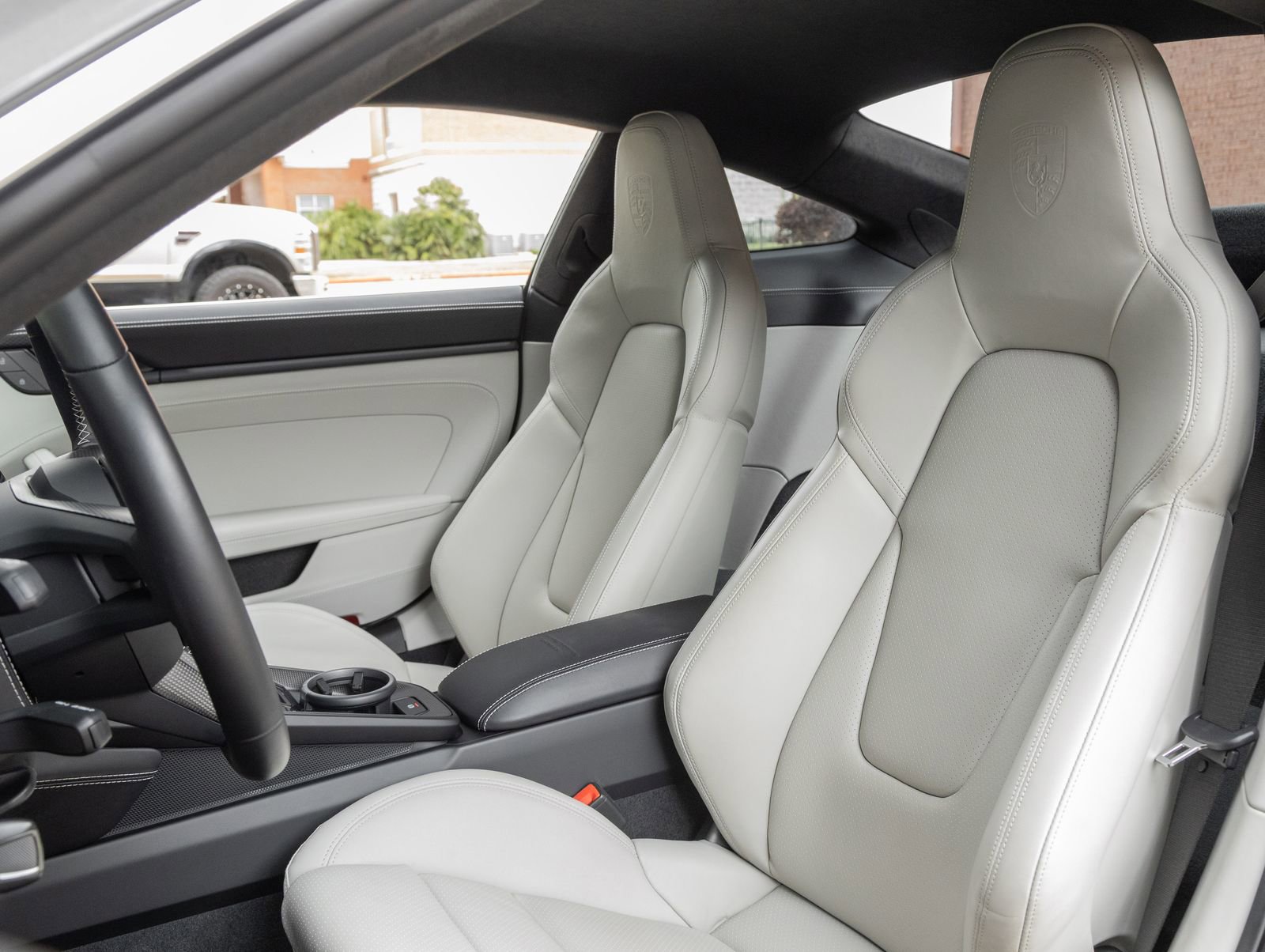 Certified 2022 Porsche 911 GT3 RWD image 5
