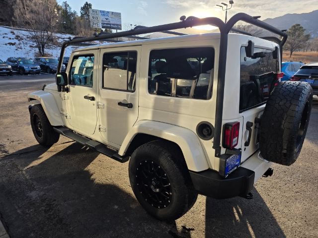 Used 2016 Jeep Wrangler Unlimited Sahara w/ Dual Top Group AWD/4WD image 9