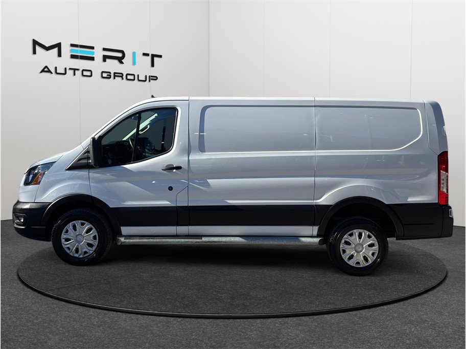 Used 2024 Ford Transit 250 Low Roof w/ Exterior Upgrade Package image 5