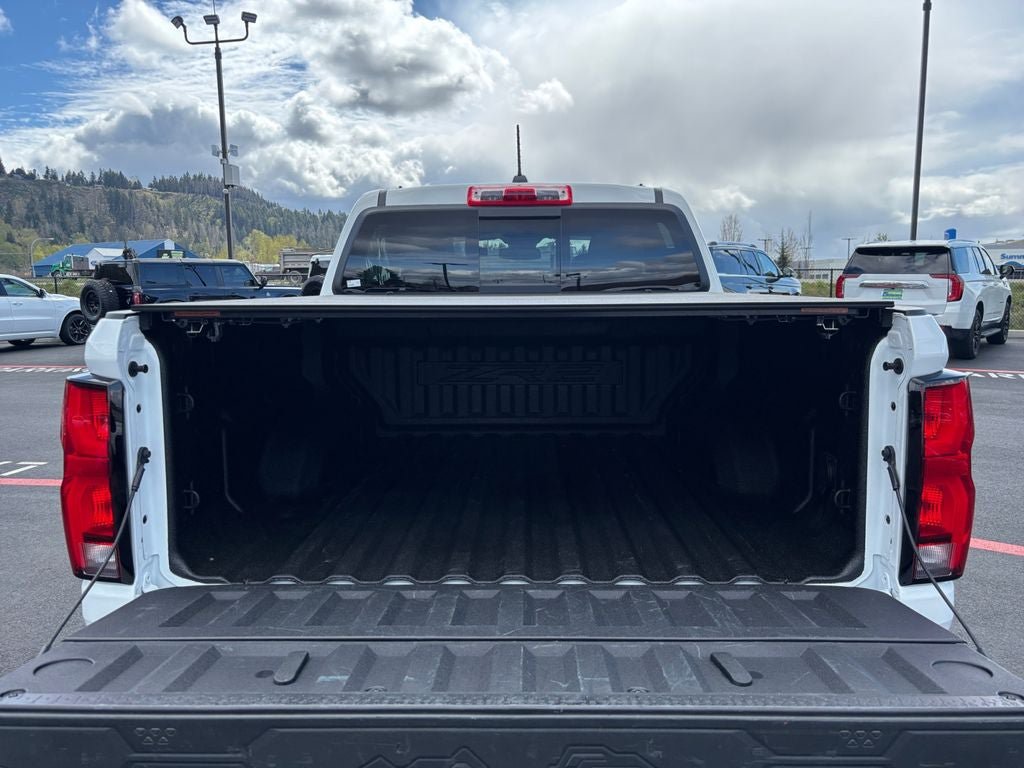 Used 2024 Chevrolet Colorado ZR2 w/ Technology Package AWD/4WD image 25