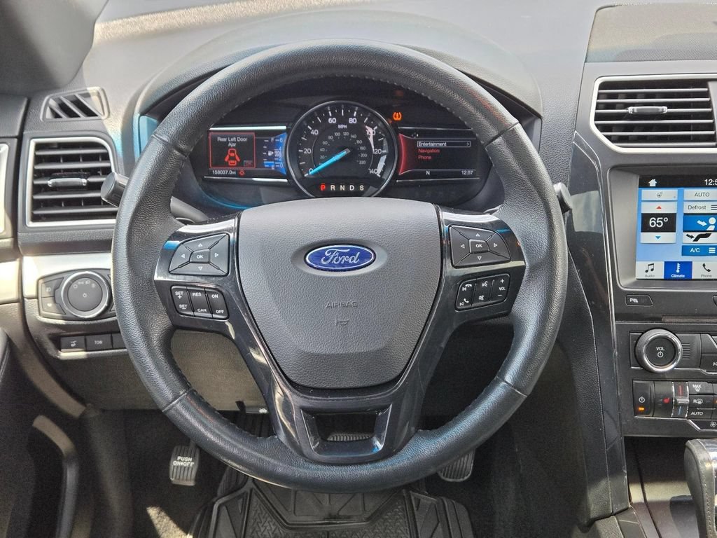 Used 2017 Ford Explorer XLT w/ Equipment Group 202A FWD image 19