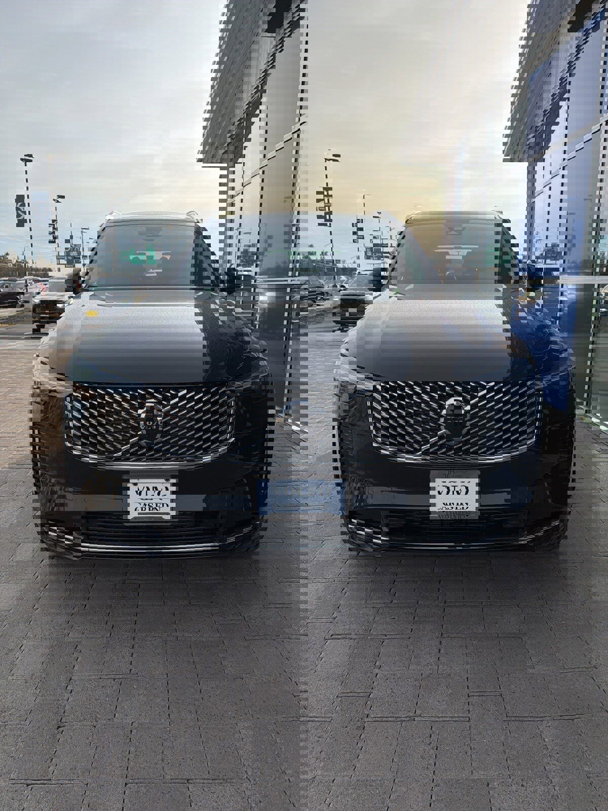 New 2026 Volvo XC90 B5 Core w/ Protection Package Premier image 7