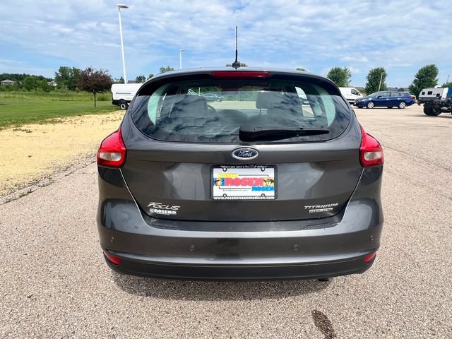 Used 2016 Ford Focus Titanium w/ Titanium Technology Package FWD image 37