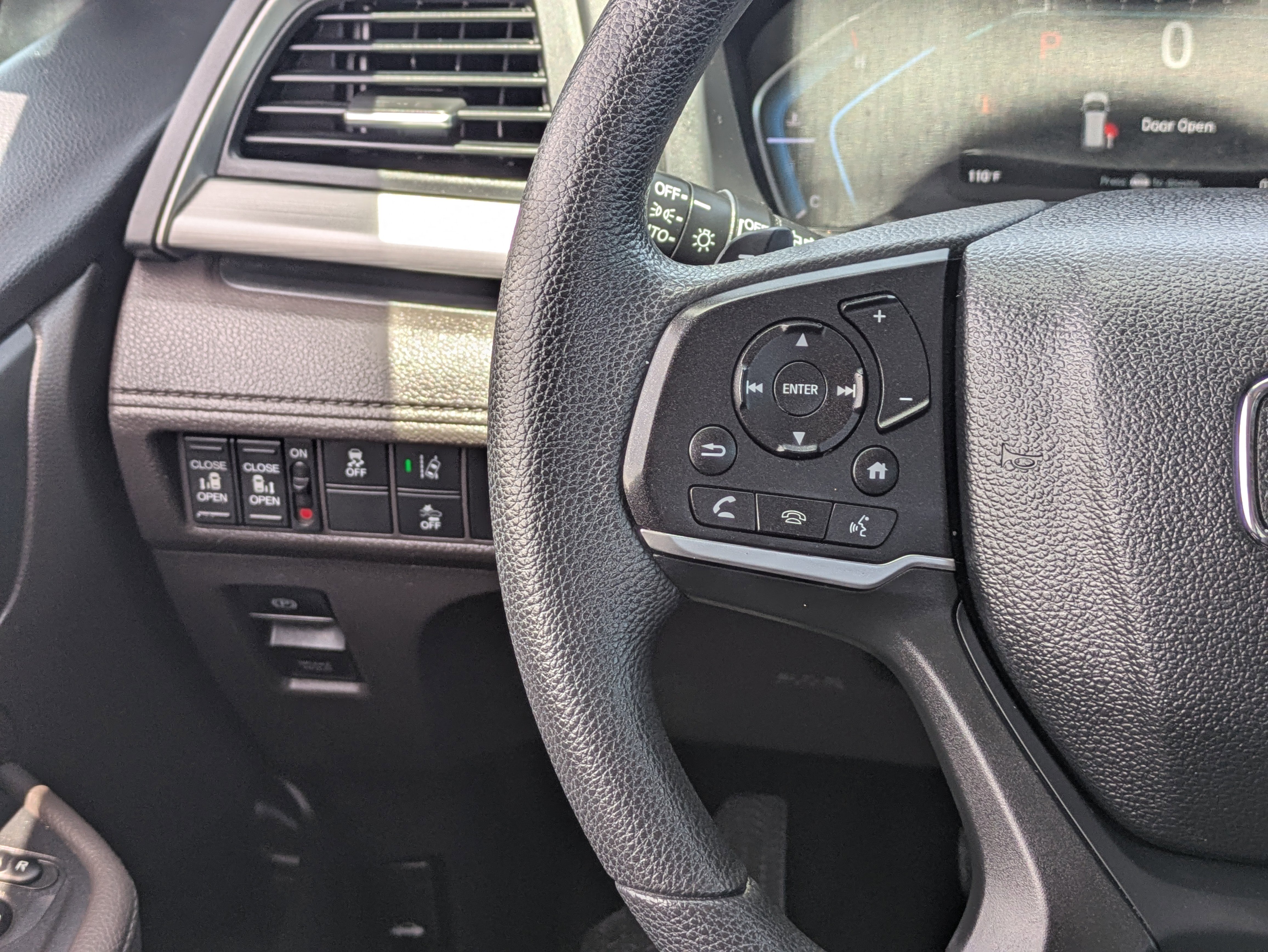 Used 2019 Honda Odyssey EX image 24