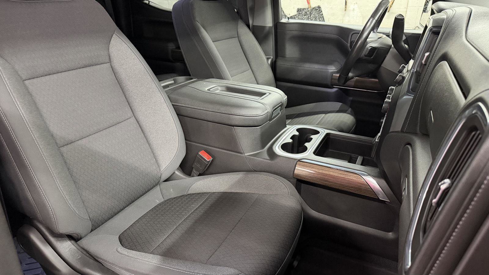 Used 2021 Chevrolet Silverado 1500 LT Trail Boss w/ Convenience Package II image 26