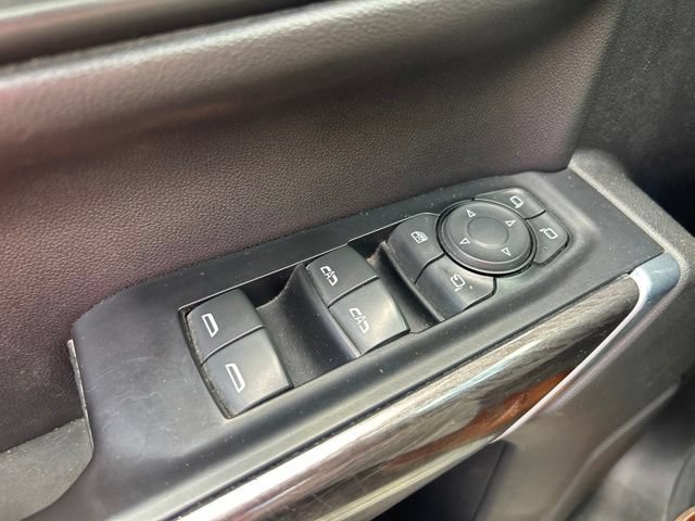 Used 2019 Chevrolet Silverado 1500 LTZ w/ LTZ Plus Package AWD/4WD image 17