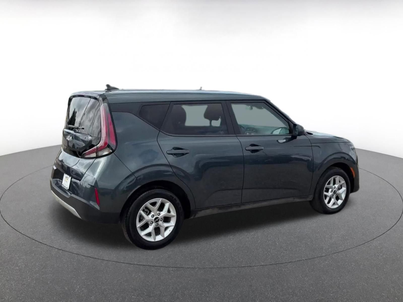 Used 2025 Kia Soul LX w/ LX Technology Package image 11