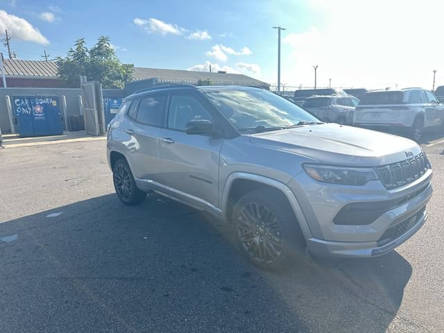 Certified 2023 Jeep Compass High Altitude AWD/4WD image 11
