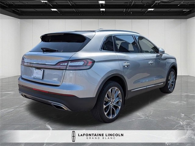 Used 2022 Lincoln Nautilus Reserve image 5