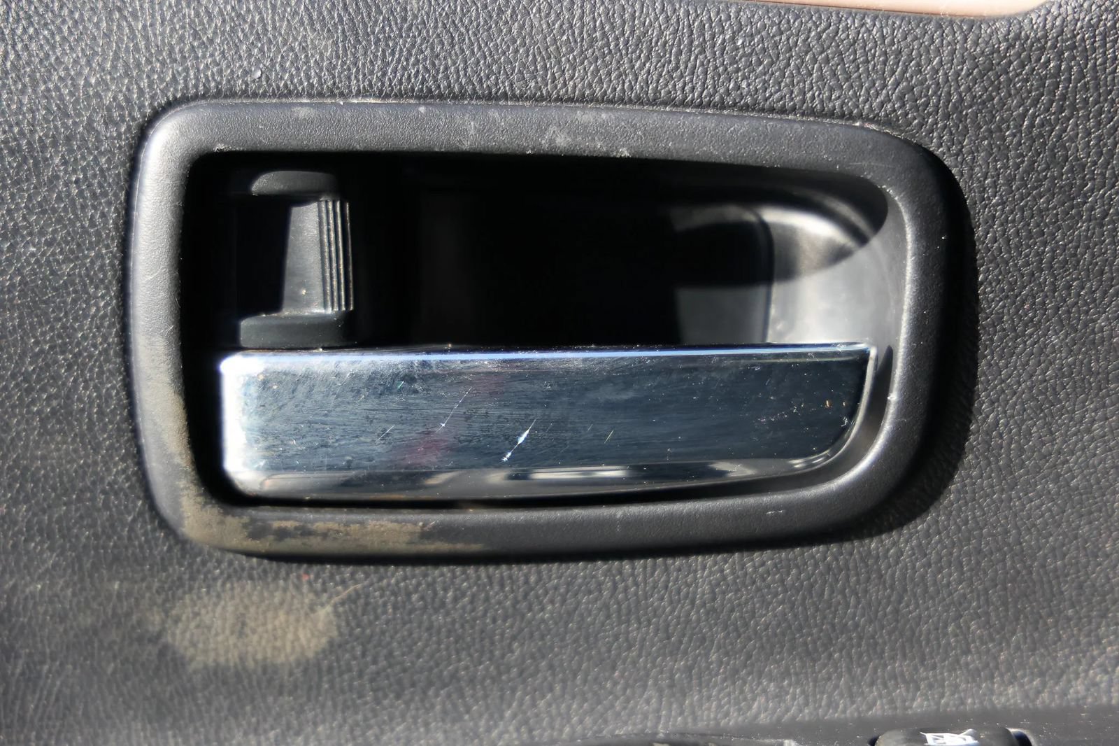 Used 2011 Mitsubishi Outlander Sport SE FWD image 44