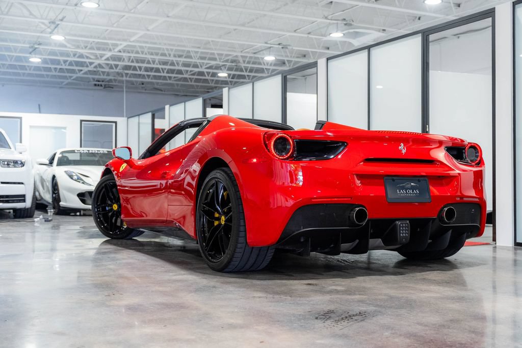 Used 2018 Ferrari 488 Spider RWD image 27