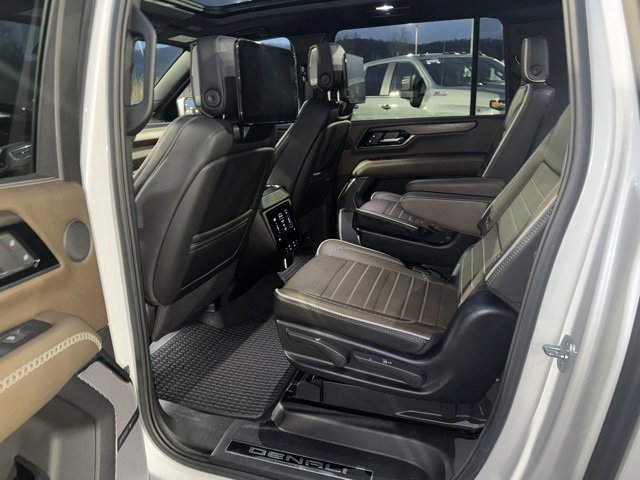 Certified 2025 GMC Yukon XL Denali Ultimate image 16