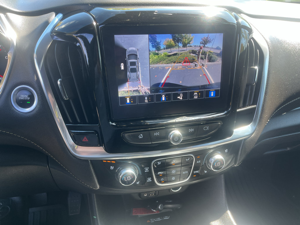 Used 2023 Chevrolet Traverse Premier w/ Redline Edition AWD/4WD image 29