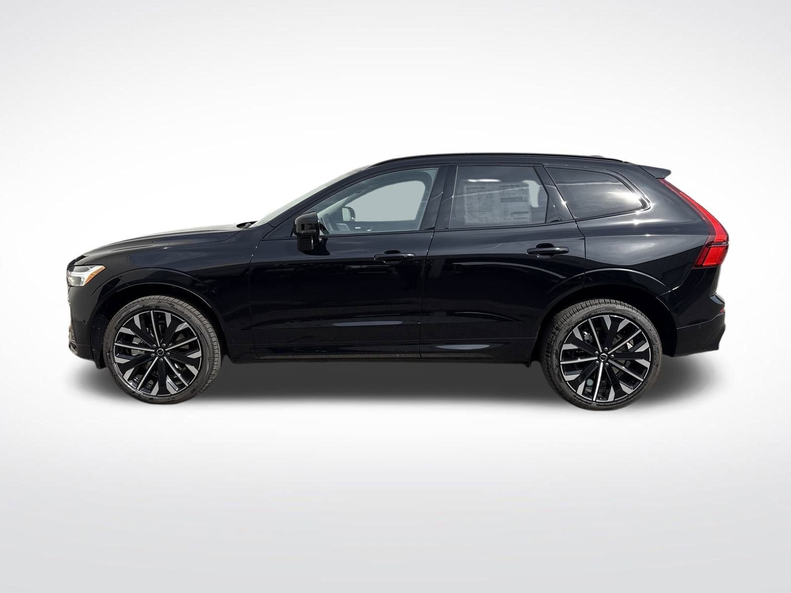 New 2026 Volvo XC60 B5 Ultra w/ Climate Package image 2