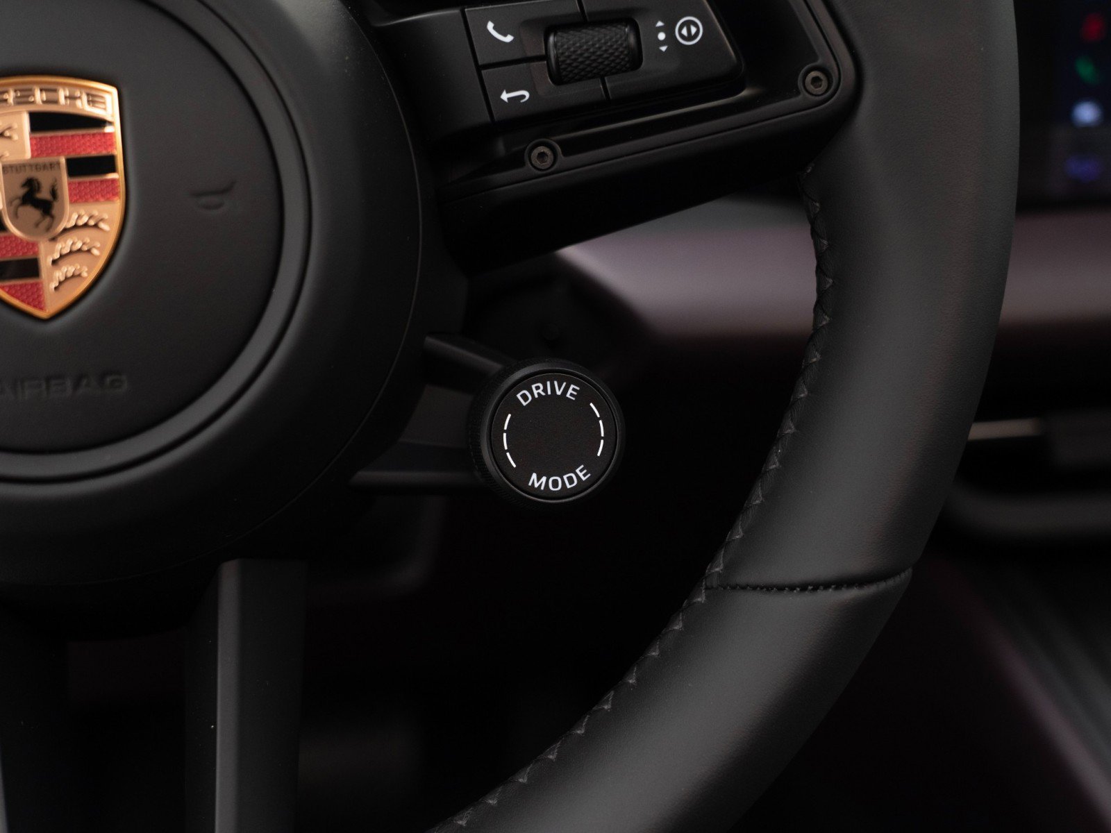 New 2026 Porsche Macan Electric image 29