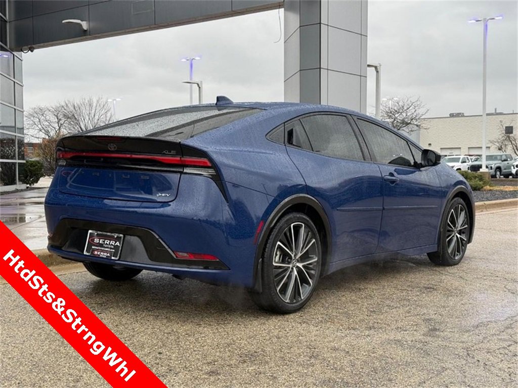 Used 2023 Toyota Prius XLE image 9