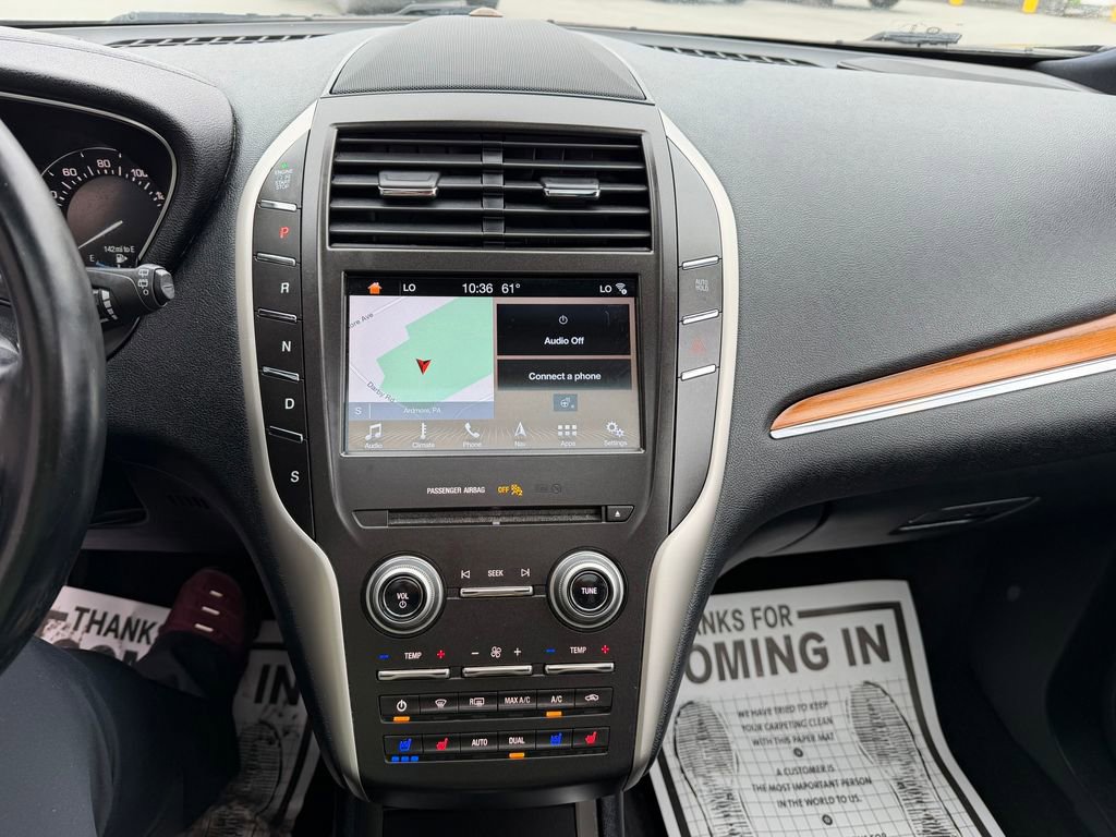 Used 2017 Lincoln MKC Reserve w/ Lincoln MKC Climate Package AWD/4WD image 17