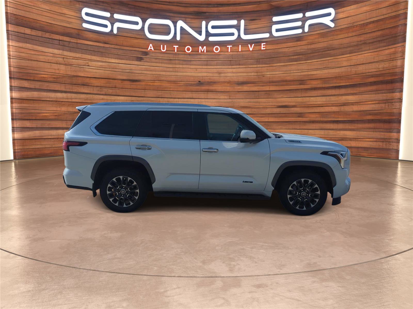 Used 2024 Toyota Sequoia Limited image 7