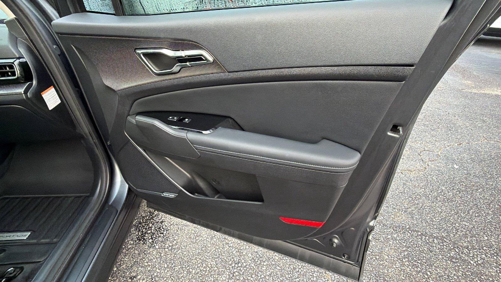 Used 2025 Kia Sportage SX Prestige AWD/4WD image 19