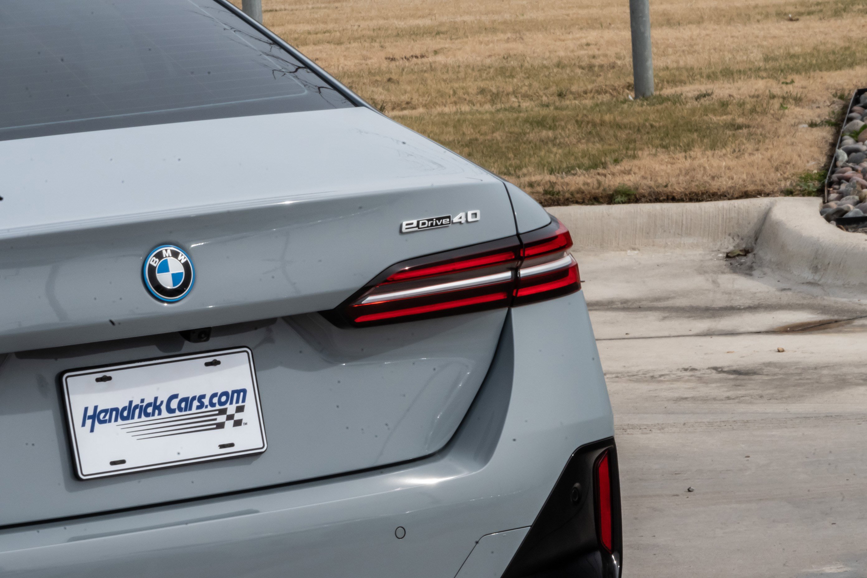 Used 2026 BMW i5 eDrive40 w/ M Sport Package image 8