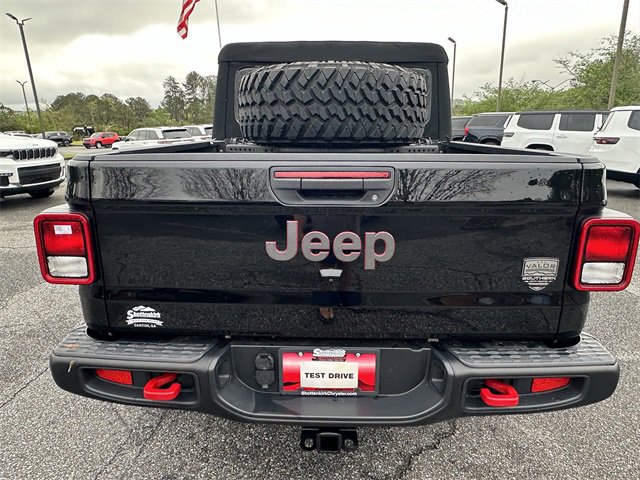 New 2023 Jeep Gladiator Rubicon w/ Cold Weather Group image 4