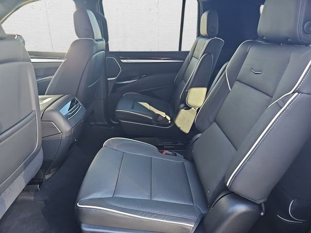 New 2026 Cadillac Escalade ESV Luxury w/ Touring Package image 16