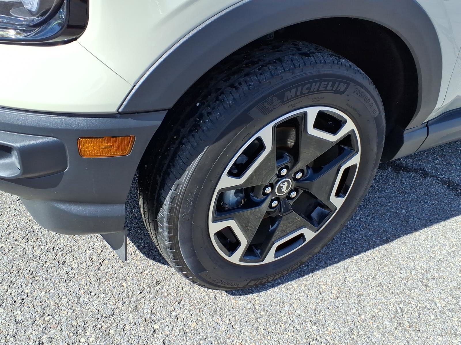 Used 2024 Ford Bronco Sport Outer Banks w/ Tech Package image 10