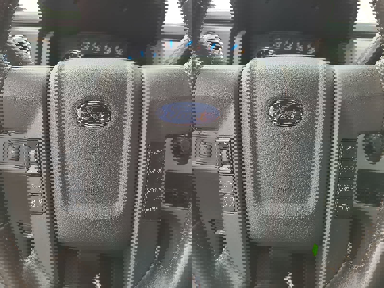 Used 2014 Ford F150 XLT w/ Equipment Group 302A Luxury image 23