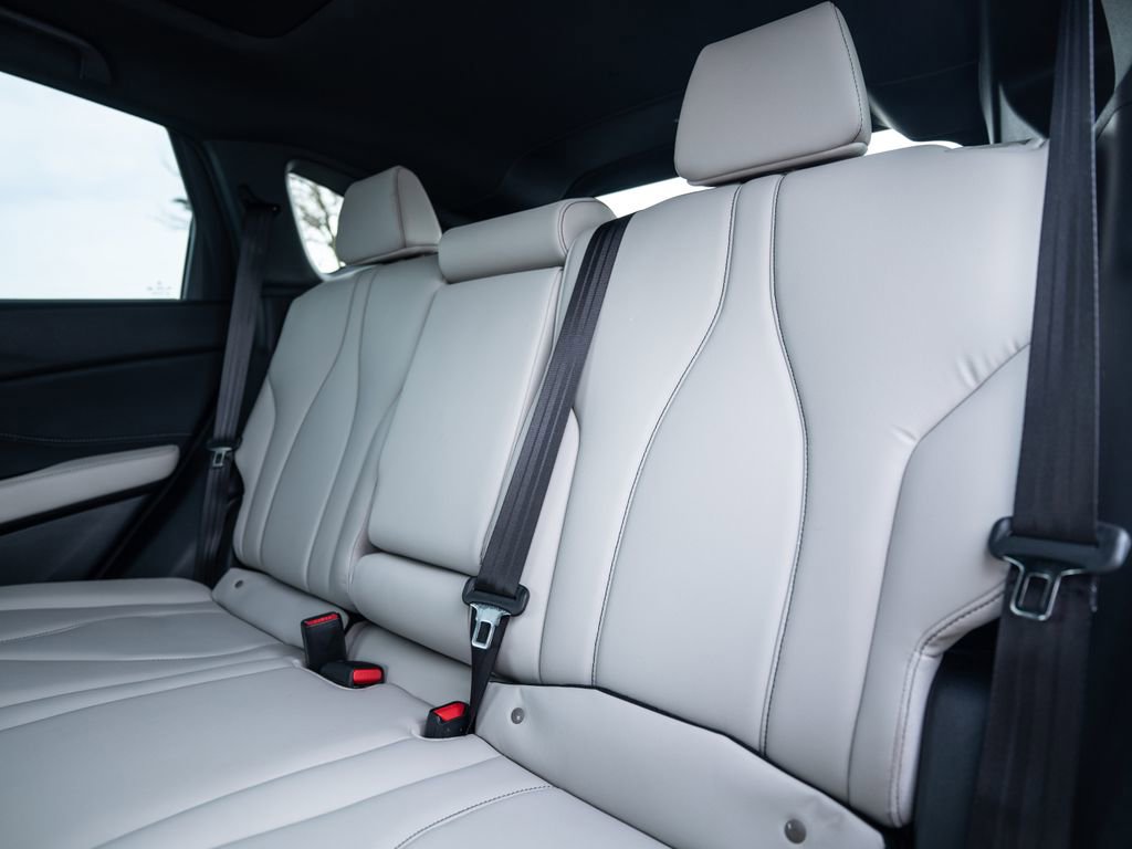Certified 2025 Acura RDX SH-AWD image 40