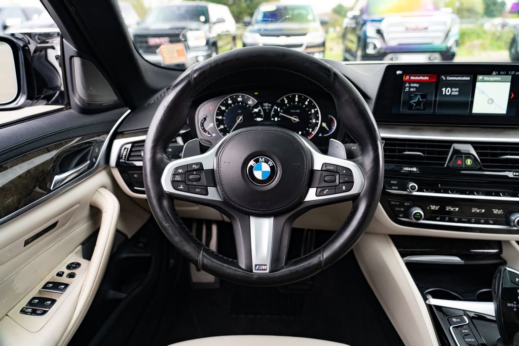 Used 2017 BMW 540i w/ M Sport Package image 14