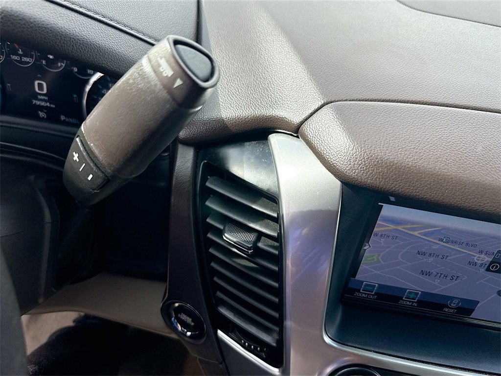 Used 2020 Chevrolet Suburban Premier image 18