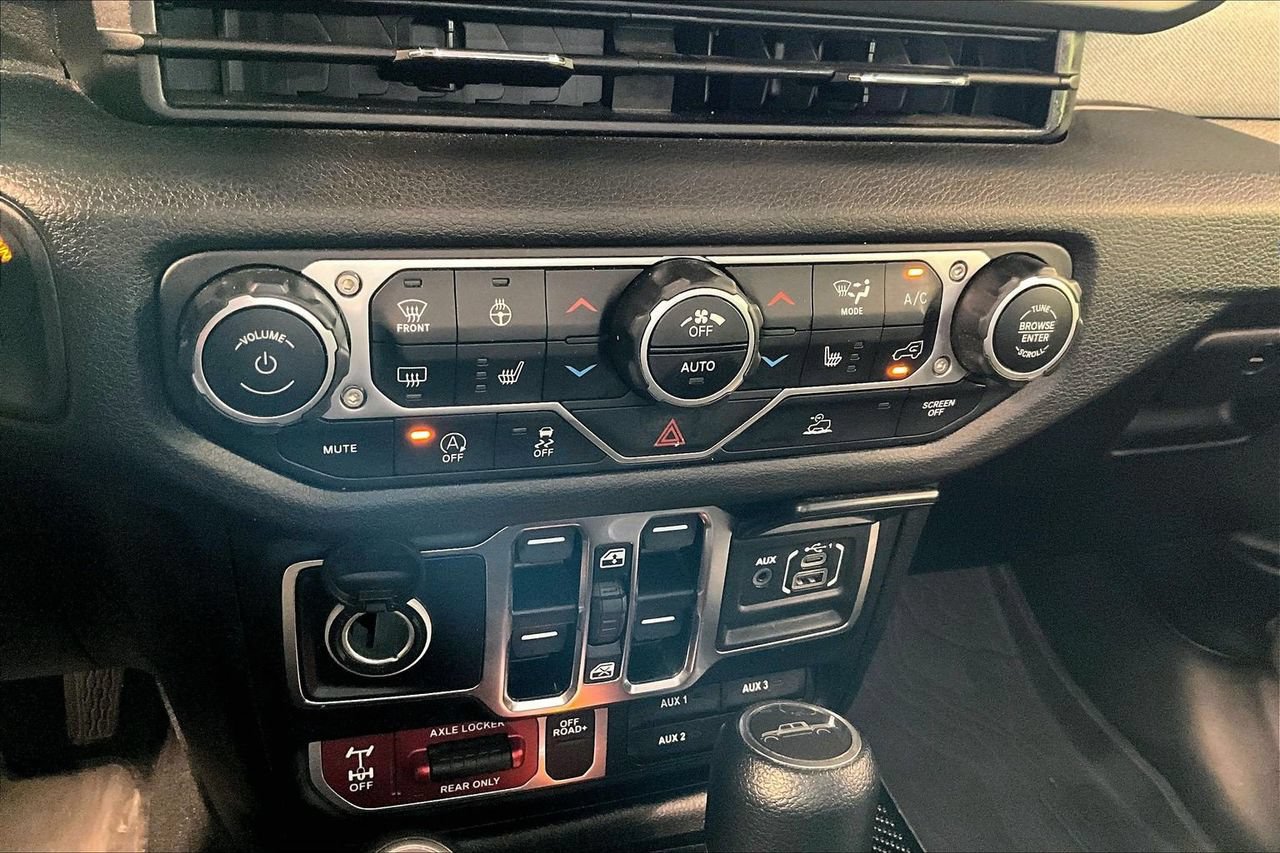 Certified 2024 Jeep Gladiator Sport AWD/4WD image 26