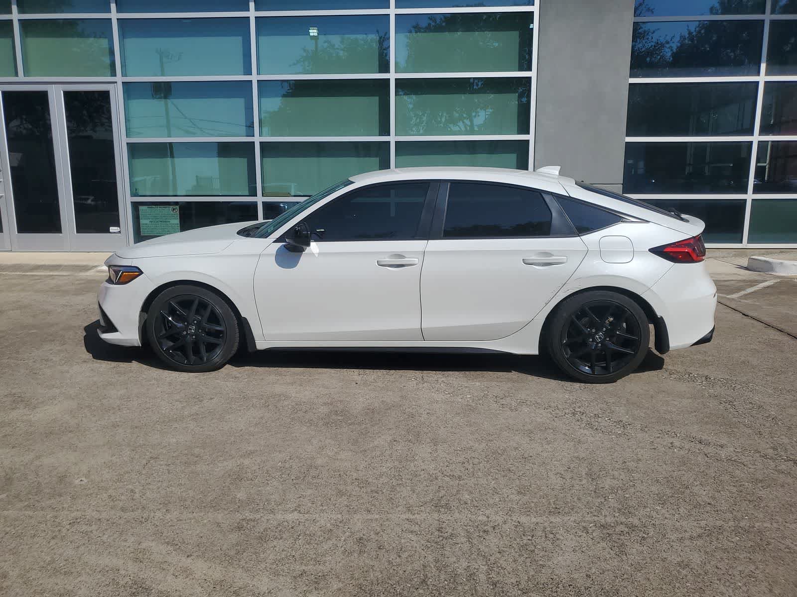 Used 2024 Honda Civic Sport image 3