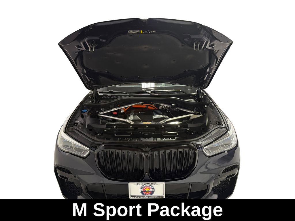 Used 2023 BMW X5 xDrive45e w/ Executive Package image 12