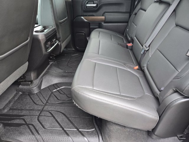 Used 2019 Chevrolet Silverado 1500 RST w/ True North Edition AWD/4WD image 9