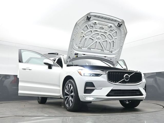 Used 2023 Volvo XC60 B5 Core w/ Climate Package image 52