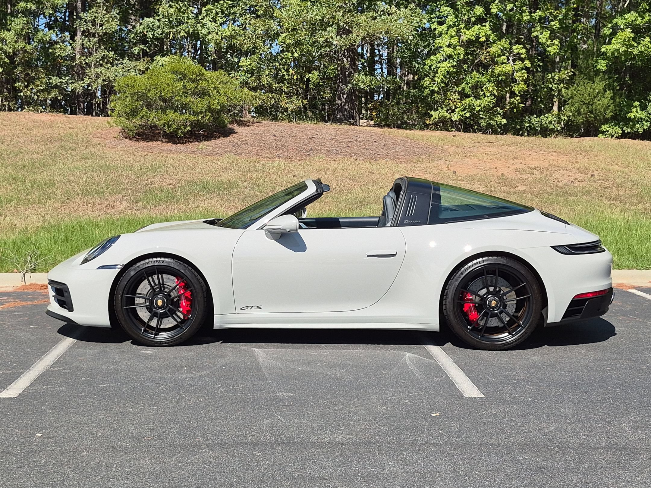 Certified 2023 Porsche 911 Targa 4 GTS AWD/4WD image 2