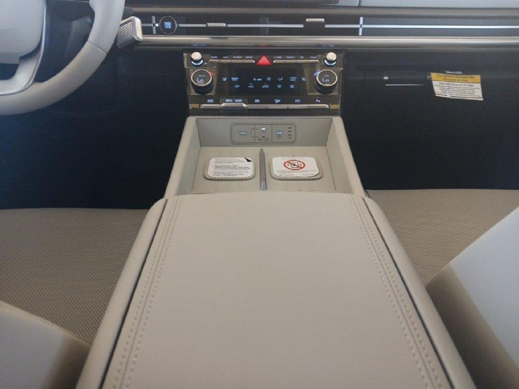New 2027 Hyundai Santa Fe SEL AWD/4WD image 22