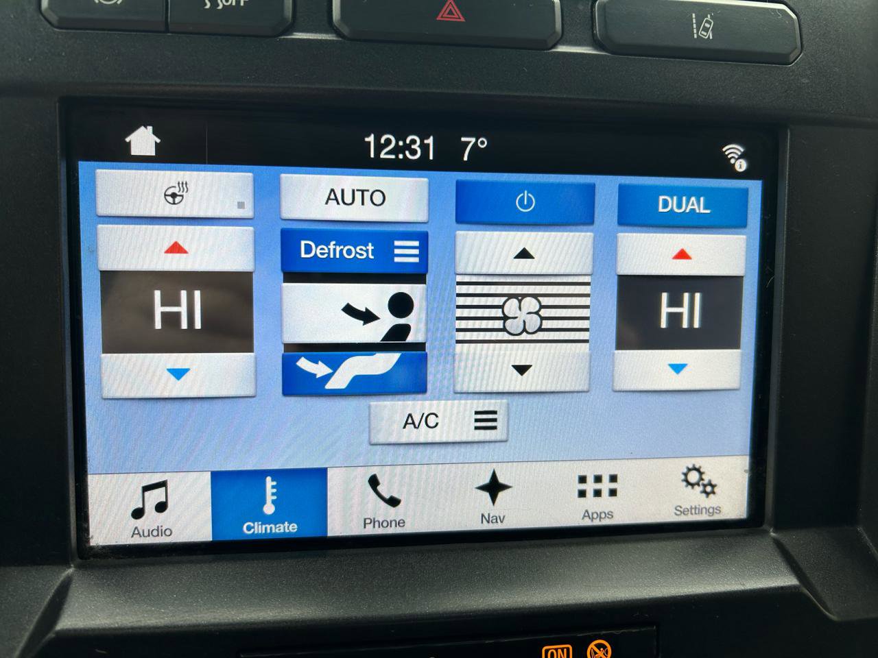 Used 2017 Ford F250 Lariat w/ Lariat Ultimate Package image 22