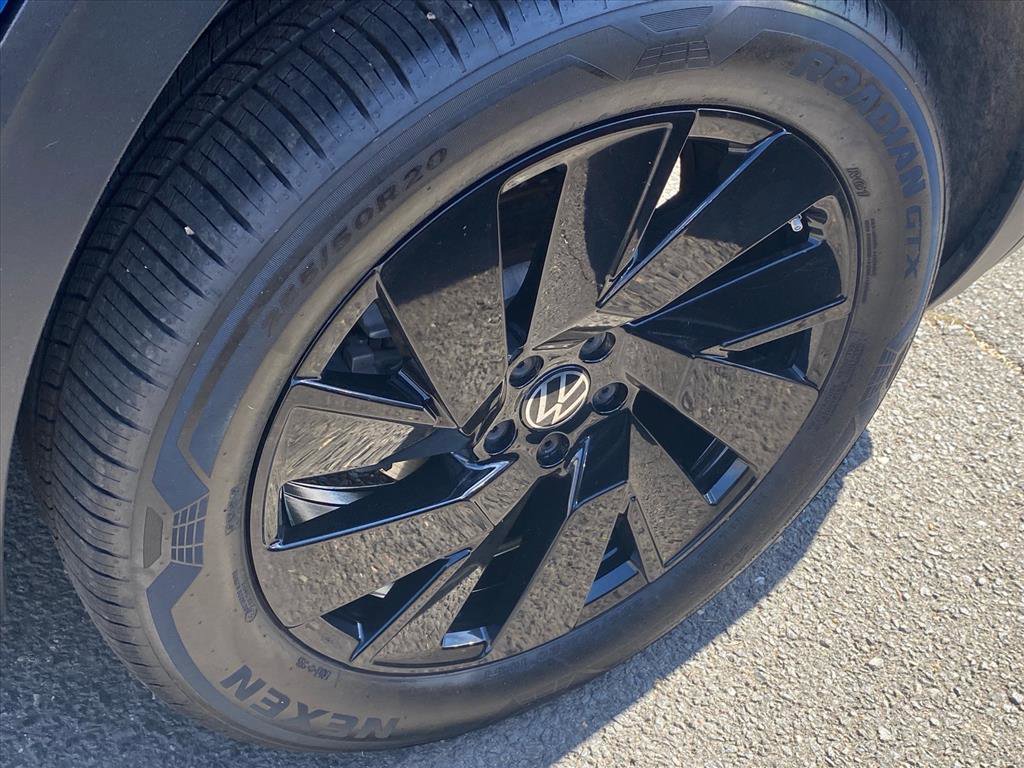 Certified 2025 Volkswagen Atlas SE w/ Panoramic Sunroof Package image 21