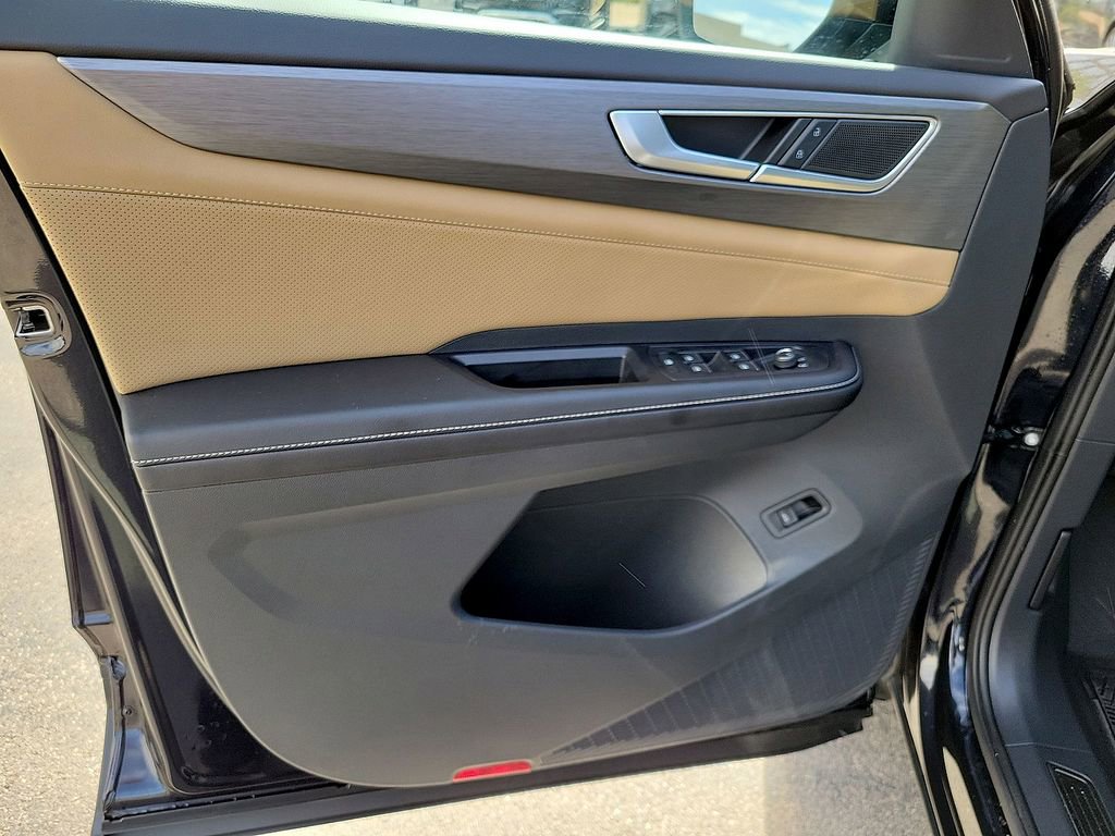 Used 2026 Volkswagen Atlas Cross Sport SE AWD/4WD image 15