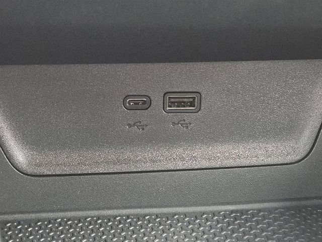 New 2026 Chevrolet Equinox LT w/ Convenience Package II image 9