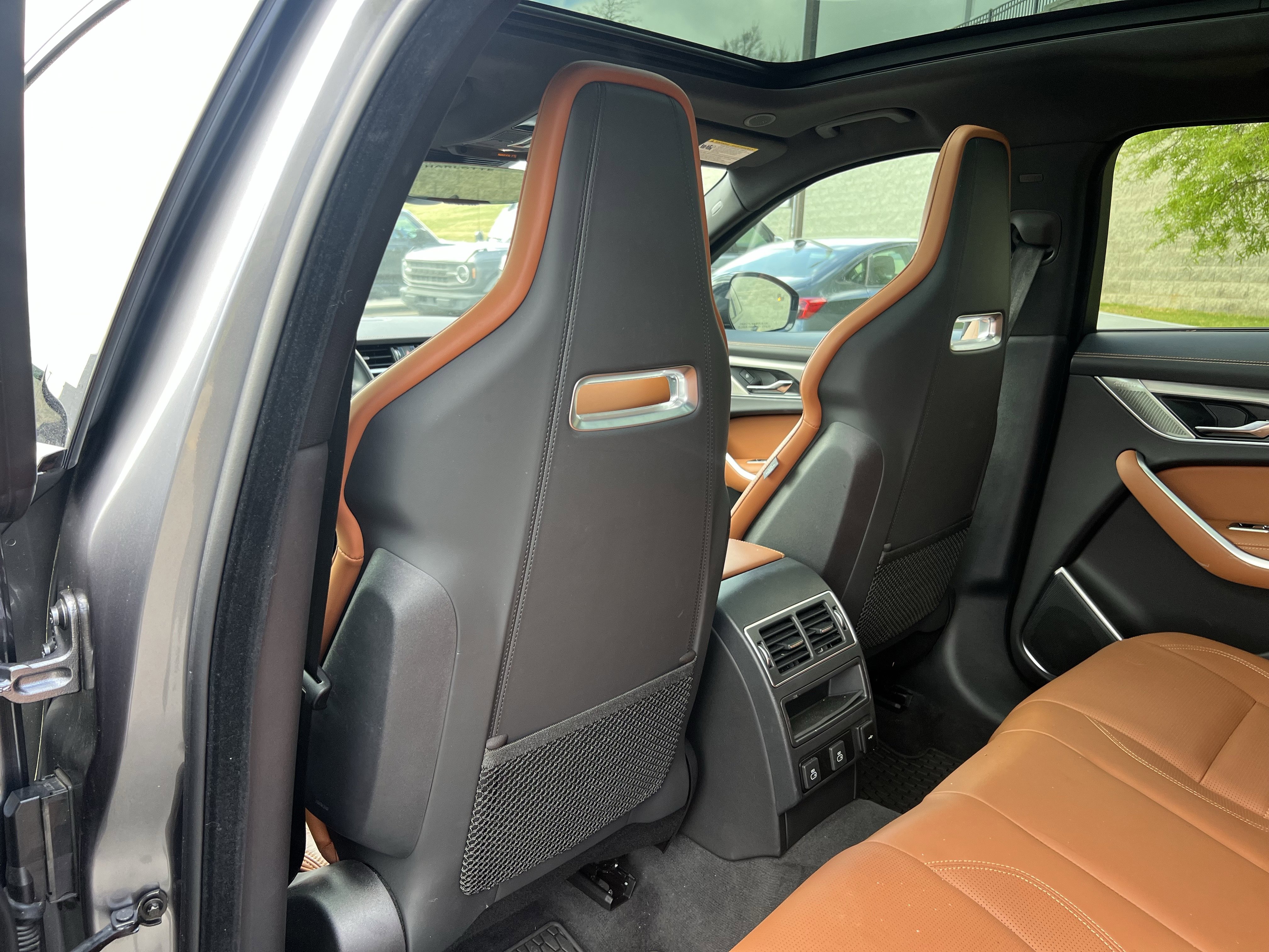 Used 2025 Jaguar F-PACE R-Dynamic S image 36