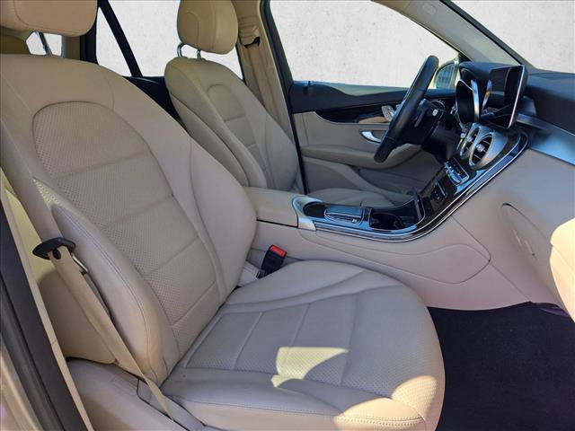Certified 2022 Mercedes-Benz GLC 300 image 20