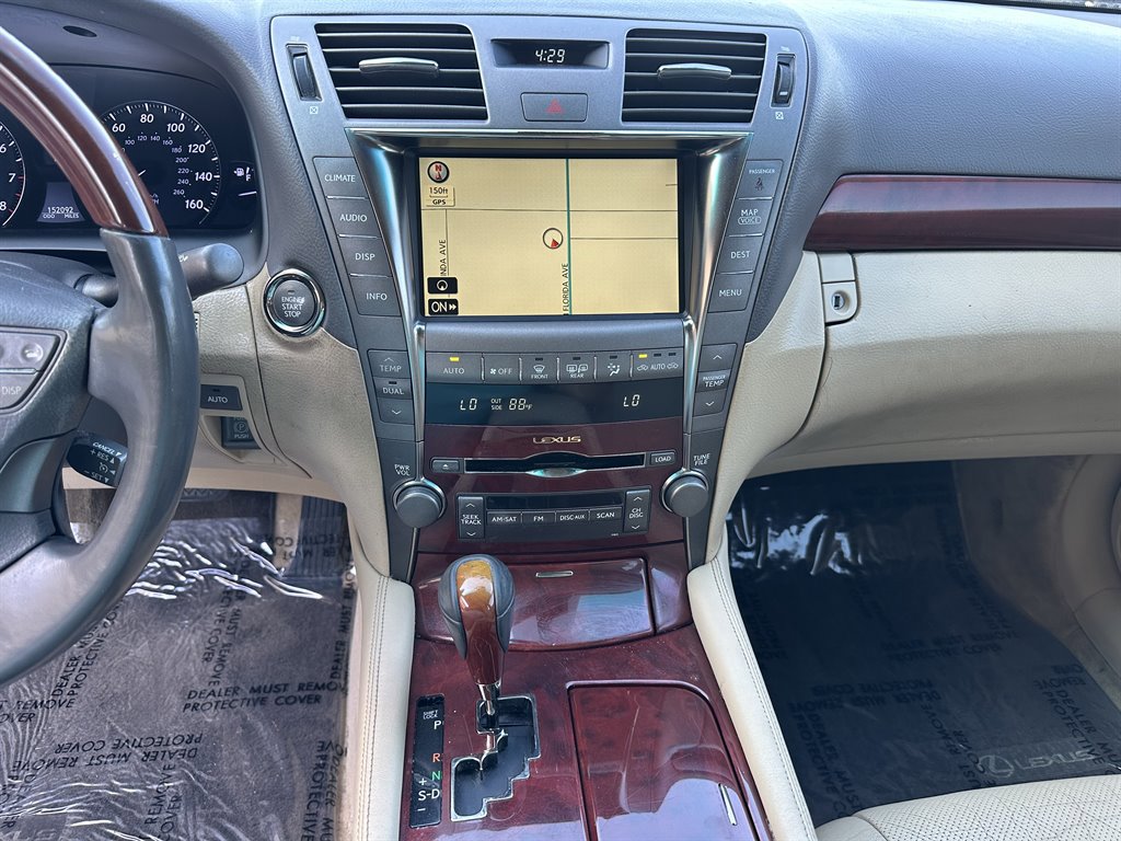 Used 2009 Lexus LS 460 RWD image 25