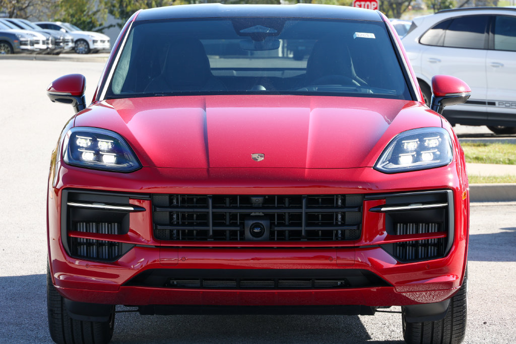 New 2026 Porsche Cayenne GTS AWD/4WD image 9