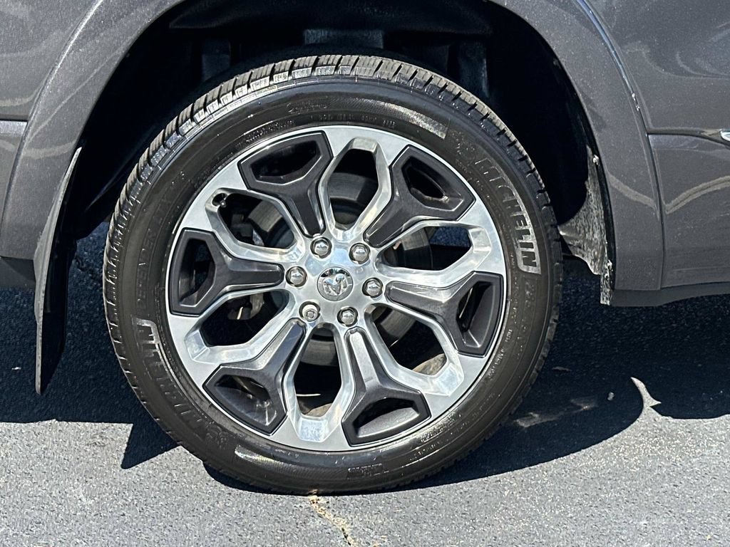 Used 2019 RAM 1500 Limited AWD/4WD image 9