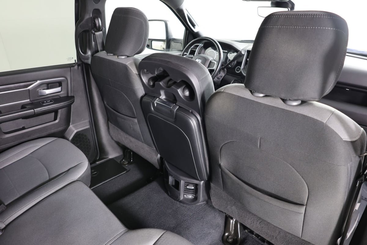 Used 2024 RAM 2500 Big Horn AWD/4WD image 39