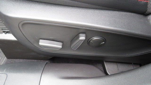 Certified 2023 Ford Escape ST-Line Elite w/ Premium Technology Package image 17