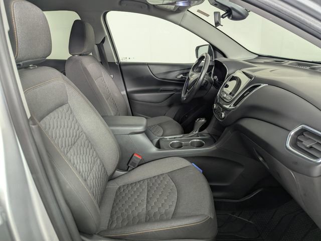 Used 2020 Chevrolet Equinox LT image 29